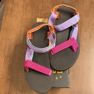 Teva Sandals Brand New colorful pink